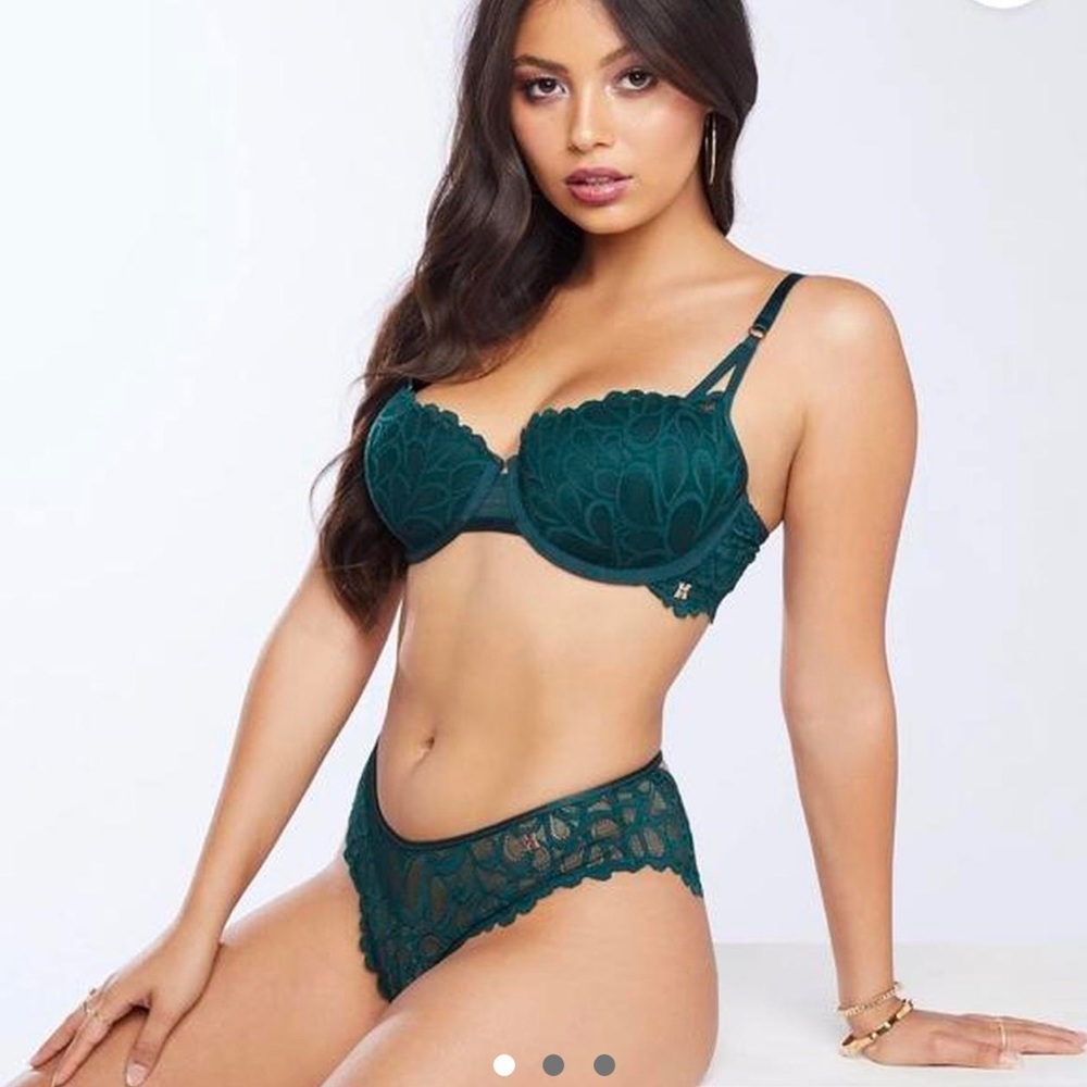 Savage fenty bra